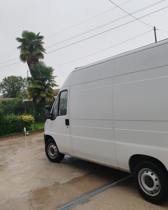 Piccoli traslochi e lavoretti leggi descrizi