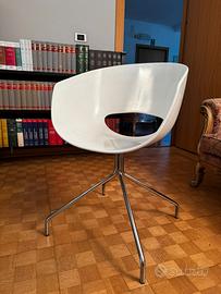 Set di 8 sedie moderne bianche base in metallo