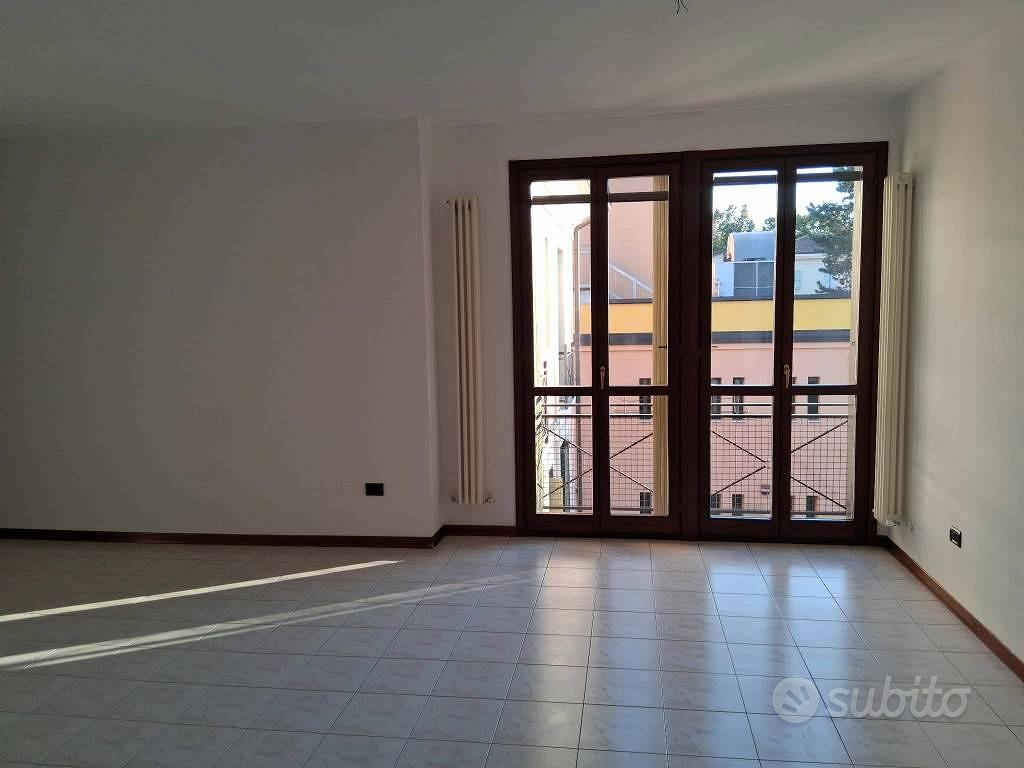 Appartamento – RE - Vista 4