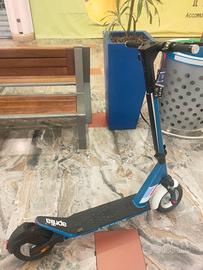 Monopattino elettrico Aprilia Tuareg