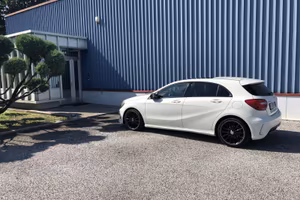 Mecedes a200 leggi bene