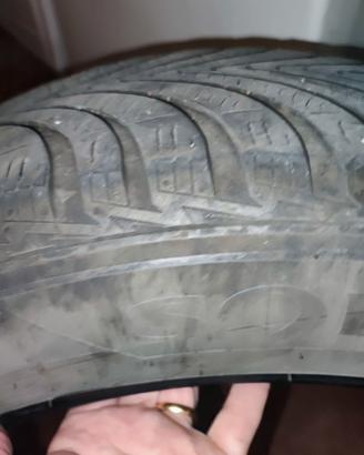2 gomme 4 stagioni Khumo