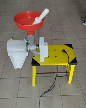 Passapomodoro elettrico