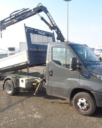 Iveco daily 35c14 ribaltabile e gru