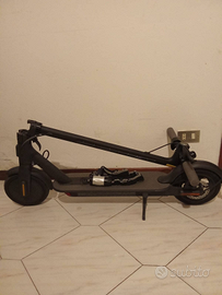 Monopattino elettrico xiaomi