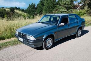 Alfa Romeo 75 2000i t.s.