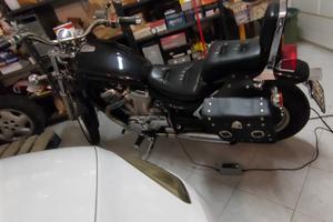 Suzuki VS 800 - 1995