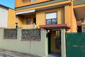 Casa bilivelli semi dipendente