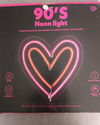 Lampada effetto neon a cuore