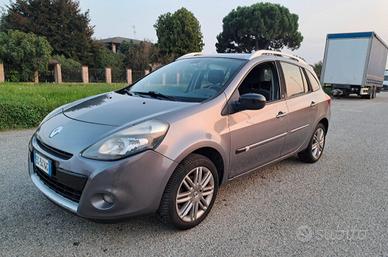 Renault Clio 1.2 16V SporTour 20th anniversario