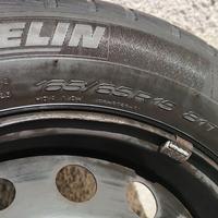 3 gomme invernali montate su cerchi