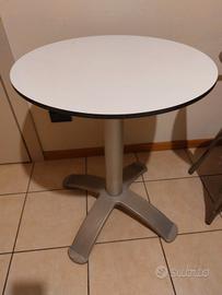 Tavolino bar bianco