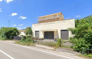 Immobile in asta di 3947 m² con più di 5 locali a 