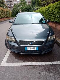  volvo S40 benzina 1600 cilindrata