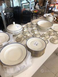 Richard Ginori servizio bordo blu