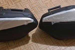 Borse laterali rigide originali Suzuki per V-Strom