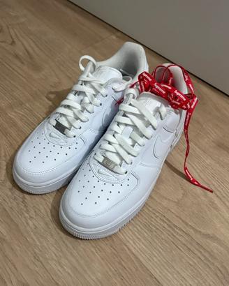 Supreme x Nike Air Force 1 Bianche EU42
