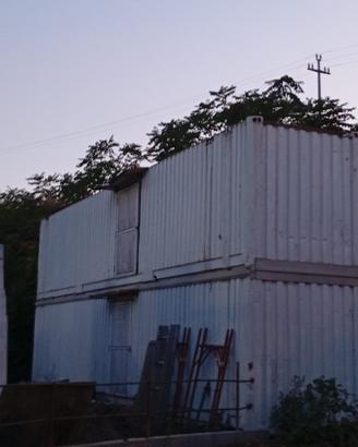 Container