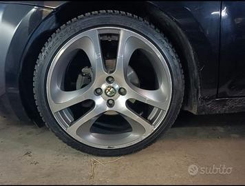 Cerchi originali Alfa Mito R18