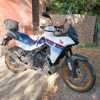 Honda Transalp 750