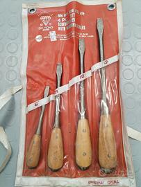 Set cacciaviti a taglio