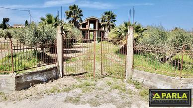 Rustico / Casale di 3340 m² a Campobello di Licata