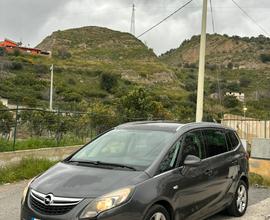 Opel zafira 2012 2.0 CDTI