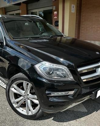 MERCEDES-BENZ GL 350 d 4Matic Exclusive Plus 7 pos