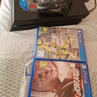 Playstation 4 + 1 controller + 3 giochi vecchi 