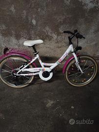 BICI ruote20 pollici (6/8 anni) praticamente nuova