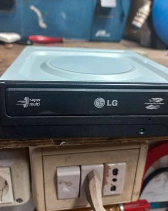 lettore cd,dvd,rw d lg con interfaccia ide