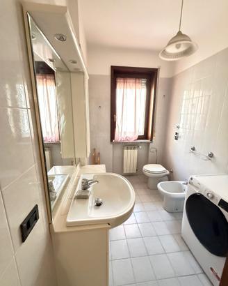 Mobili bagno + scarpiera a specchio