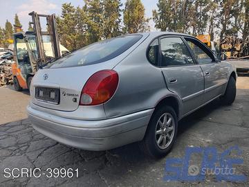 Toyota corolla liftback e11 1.6 110cv -ricambi