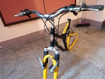 Telaio con forcella e manubrio Legnano