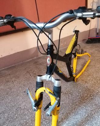 Telaio con forcella e manubrio Legnano