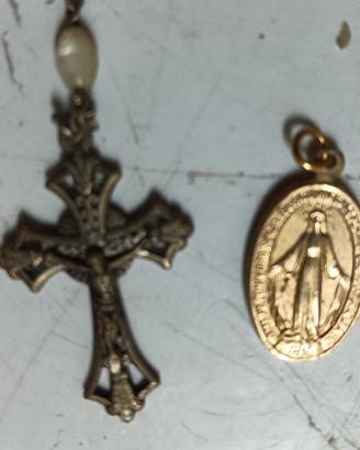 Rosario con grani ovali eff. perla,med. miracolo s