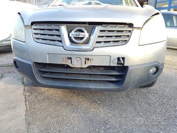 Paraurti anteriore NISSAN QASHQAI del 2008