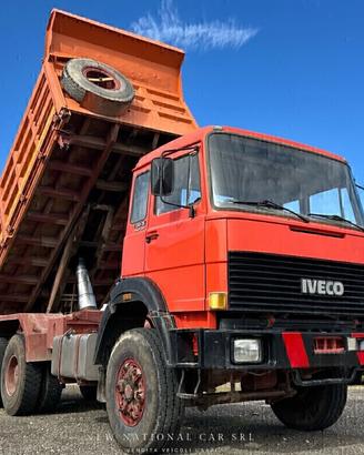 IVECO 330-35 RIBALTABILE-CAMBIO MANUALE FULLER