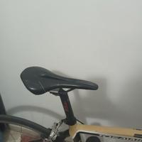 Bici in carbonio e Scarpette 