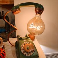 LAMPADA CON TELEFONO VINTAGE 