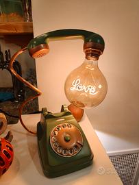 LAMPADA CON TELEFONO VINTAGE 