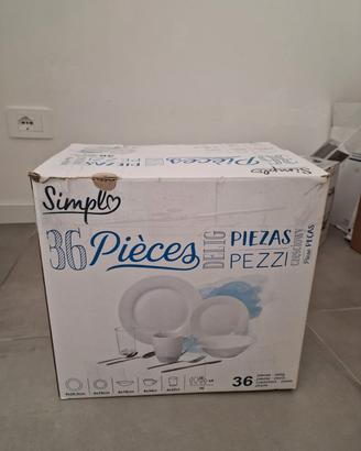 SET NUOVO piatti bicchieri posate tazze