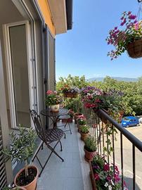 Appartamento di 90 m² con 4 locali e box auto a La