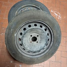 185 65 R15  - 8 pneumatici con cerchi in ferro