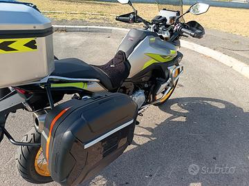 voge valico 900