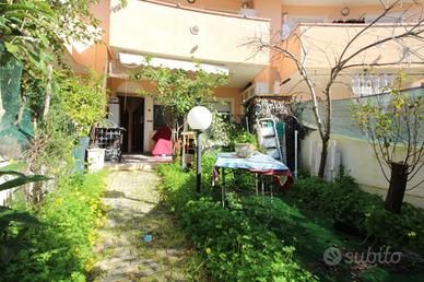 VILLA A SCHIERA A AGROPOLI