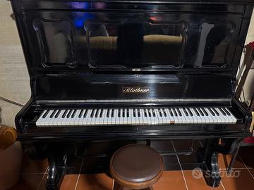 Pianoforte verticale BLÜTHNER