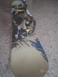 tavola e scarponi snowboard 