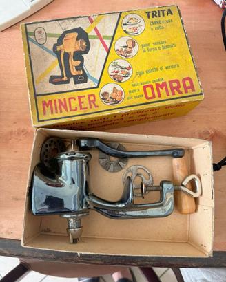 Tritacarne manuale anni 50 con scatola collezione