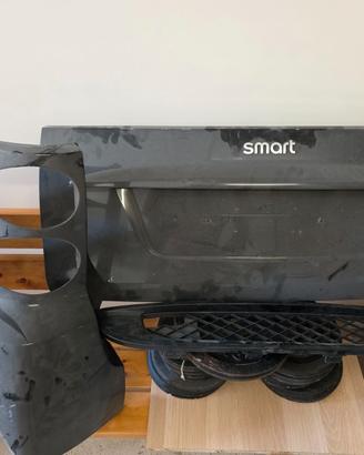 Smart 451 ricambi carrozzeria solo in blocco